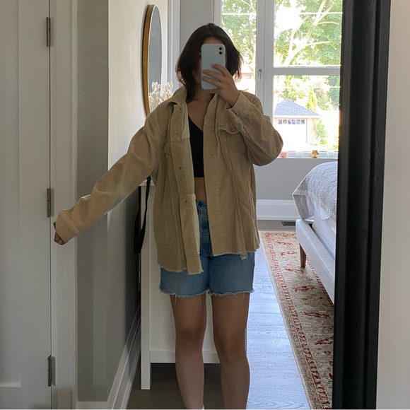 Aritzia Corduroy Oversized Shirt Jacket - Picture 3 of 3